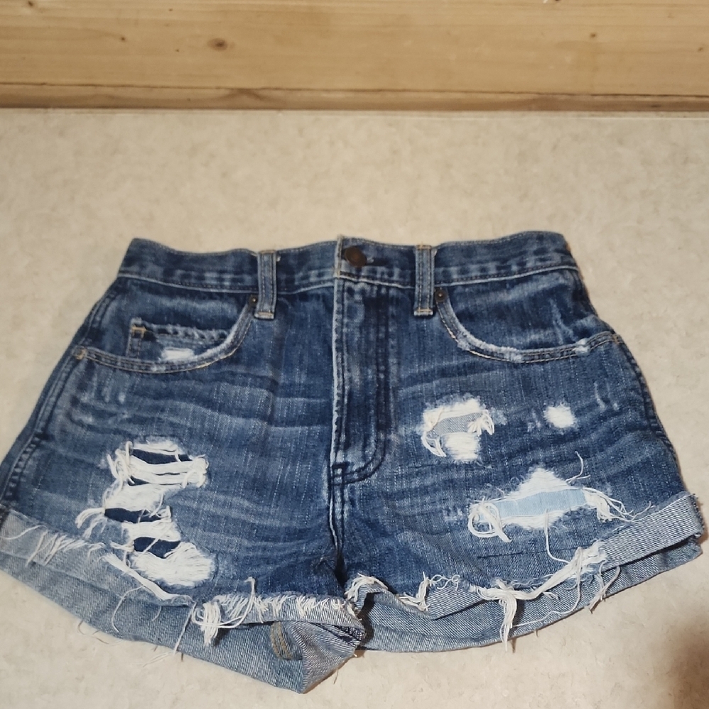 Abercrombie & Fitch Jean Shorts Size 0 Distressed Inseam 2in